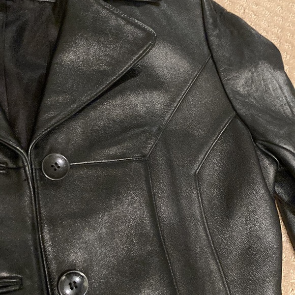 Leather jacket - Picture 12 of 12